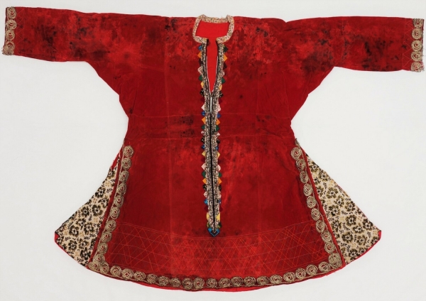 Woman's dress from Abyaneh, central Iran, late 20th century.