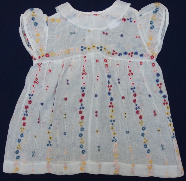 Child's dress made from an adult's garment. The Netherlands, 1940's.