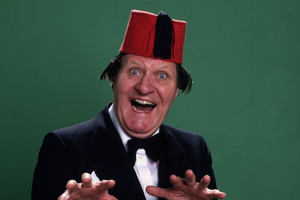The British comedian, Tommy Cooper, wearing his iconic fez, which in fact is a tarbush.