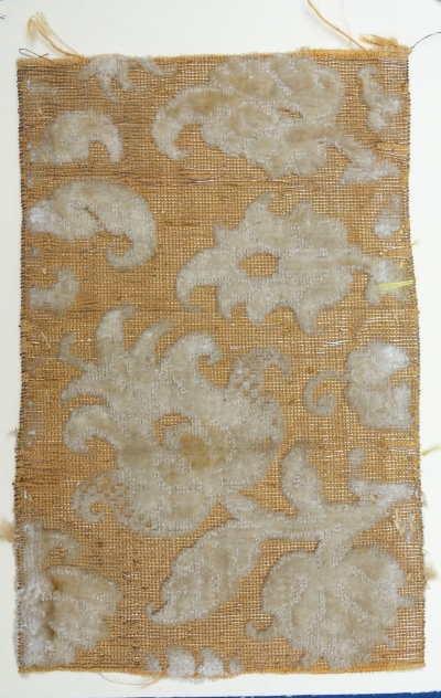 White velvet with metal thread, early 17th century (Europe).