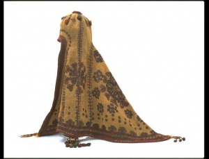 Pointed and woollen headdress from northern Pakistan (Chitral?), 20th century.