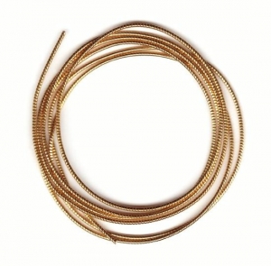 An example of lizerine metal thread.
