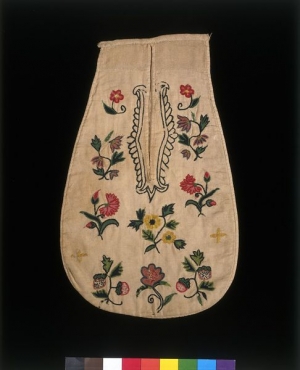 Embroidered woman's pocket, early 18th century, England.