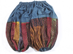 Pair of mid-19th century trousers for a Zoroastrian woman in Iran.