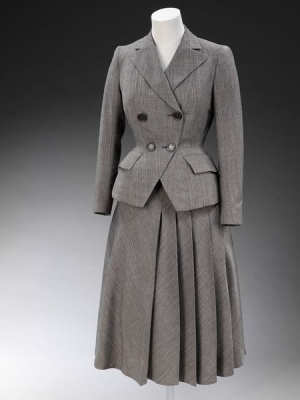 Women's suit made of worsted cloth. Britain, 1947