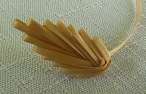 Example of a straw spreuer.