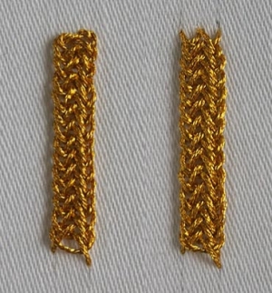 Exmple of the plaited braid stitch.