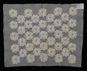 Crown section of lace cap, with embroidered net lace decoration, from West-Friesland, province of Noord-Holland, The Netherlands, 19th century.