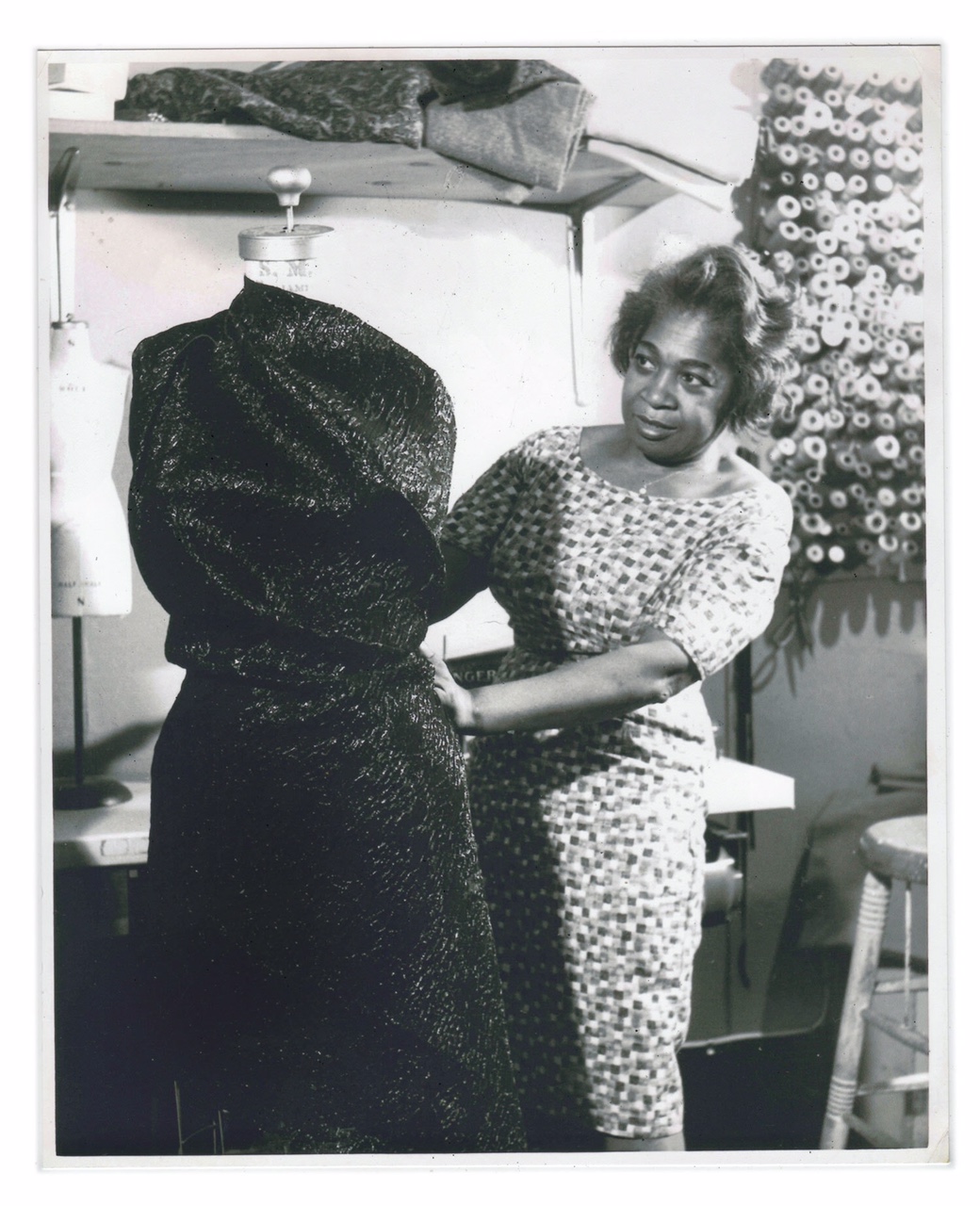 Zelda Wynn Valdes with one of her creations (photograph New York Times).