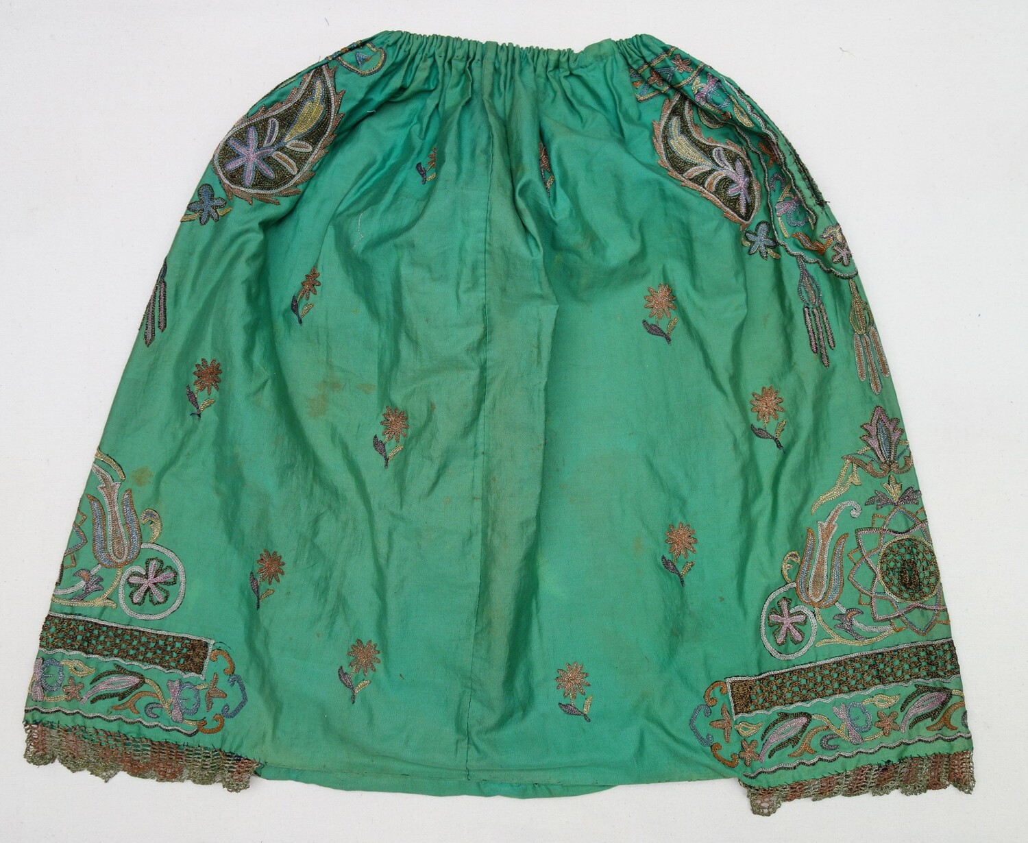Pair of trousers with buteh/paisley motifs, for a circumcision outfit of a young Turkish boy, early 20th century (TRC 2005.0351a).