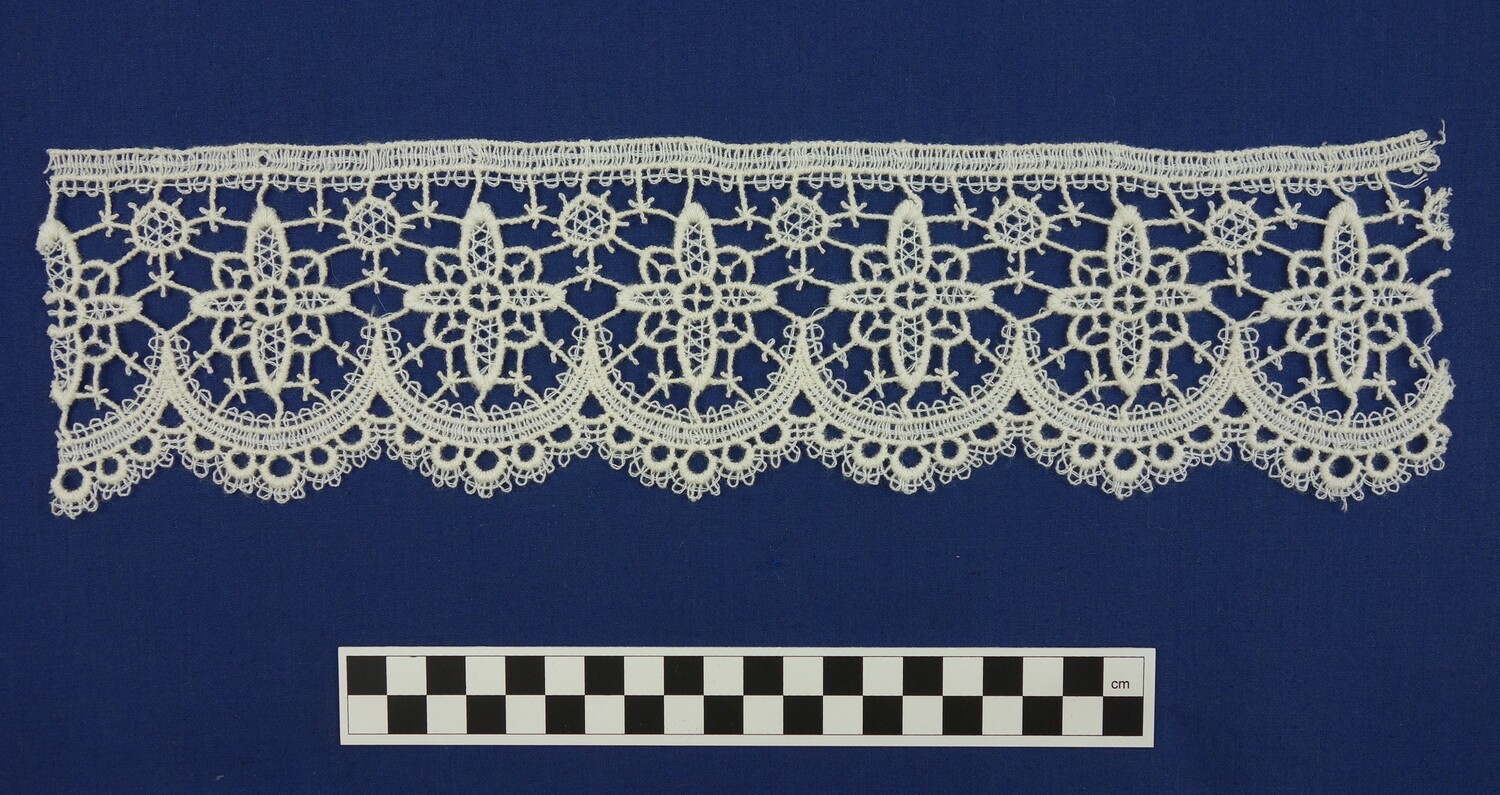Sample of chemical lace. The Netherlands (TRC 2007.0593).
