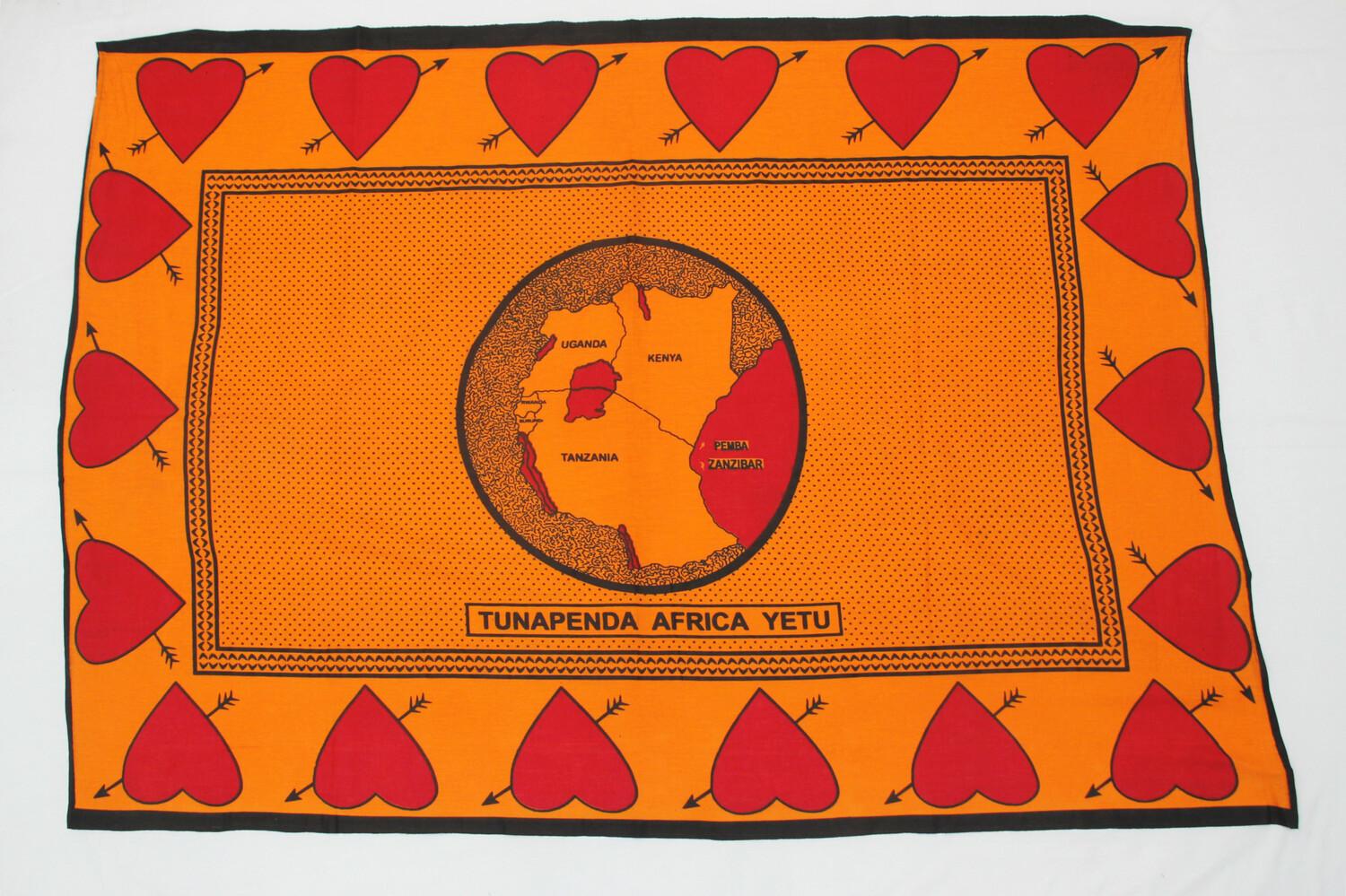 Kanga from Kenya, 2010, with the text: "Tunapenda Africa yetu" ('We love our Africa') (TRC 2013.0123).