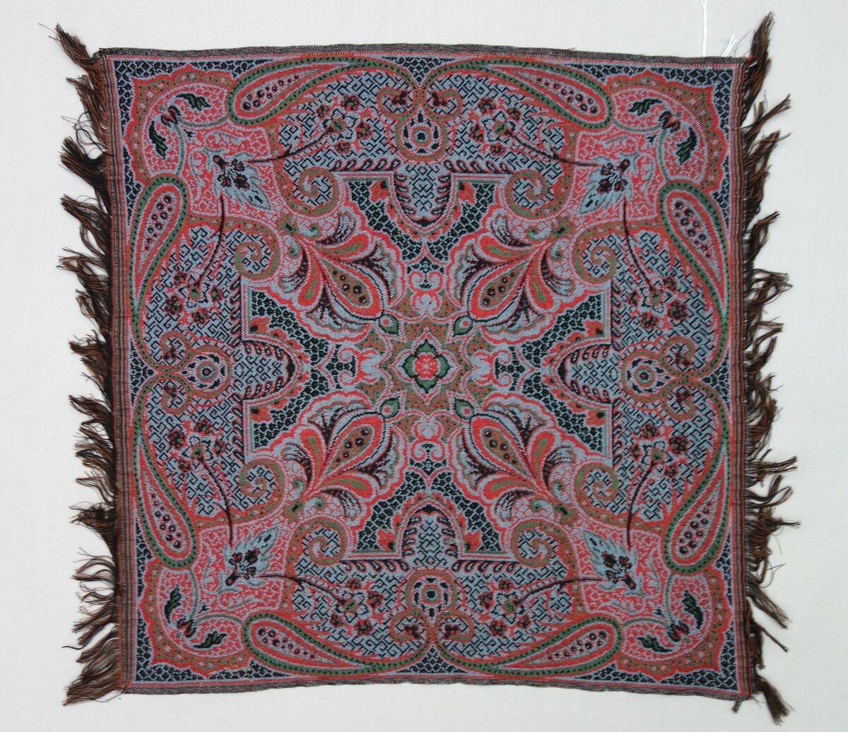 Worteldoek from The Netherlands, mid-20th century (TRC 2019.2237).