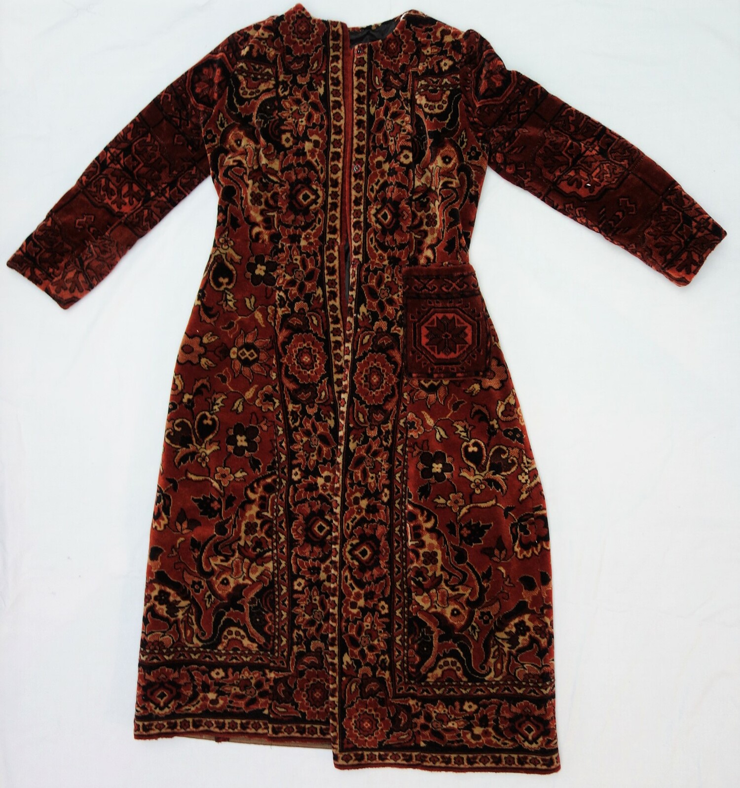 Woman's carpet coat, 1970s, Western (TRC 2019.2858).