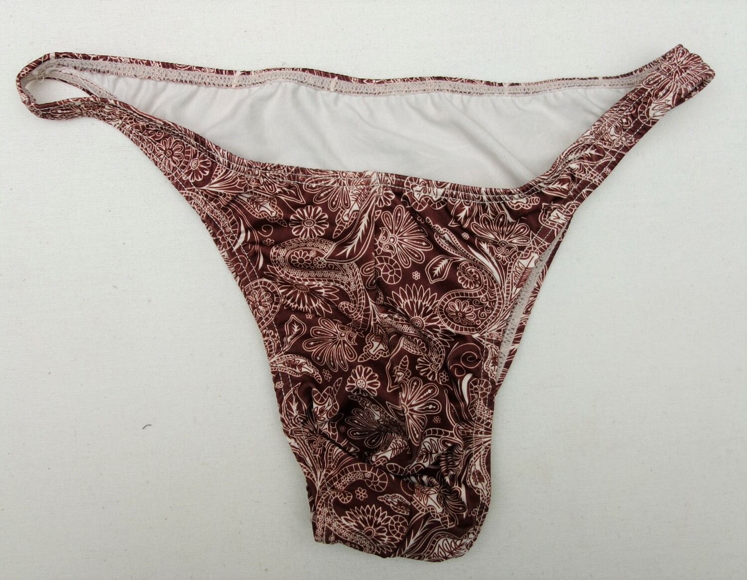 Men's underwear with Paisley motifs, USA, acquired in 2020 (TRC 2020.3674).