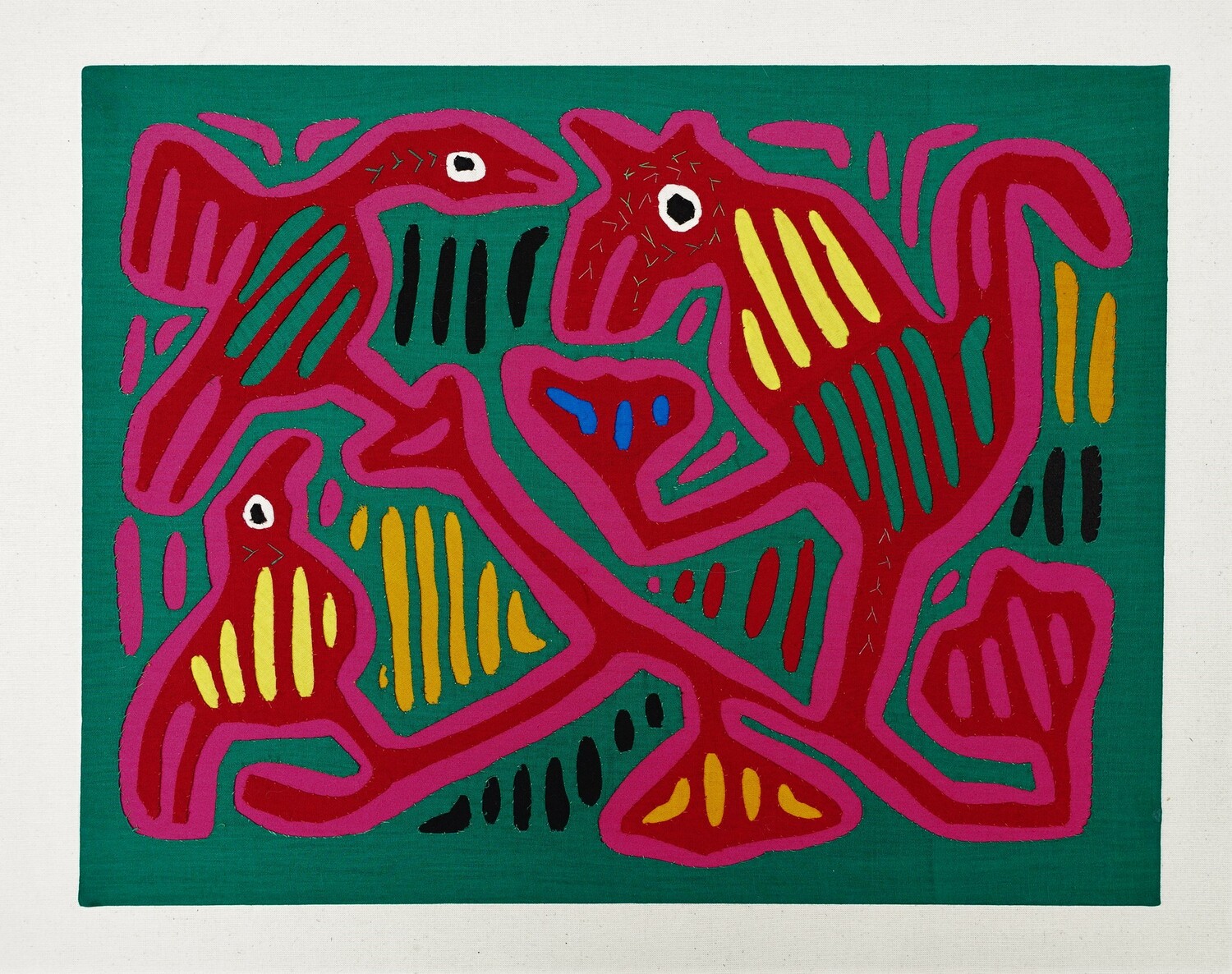 Late 20th century mola panel, Panama (TRC 2022.0278).