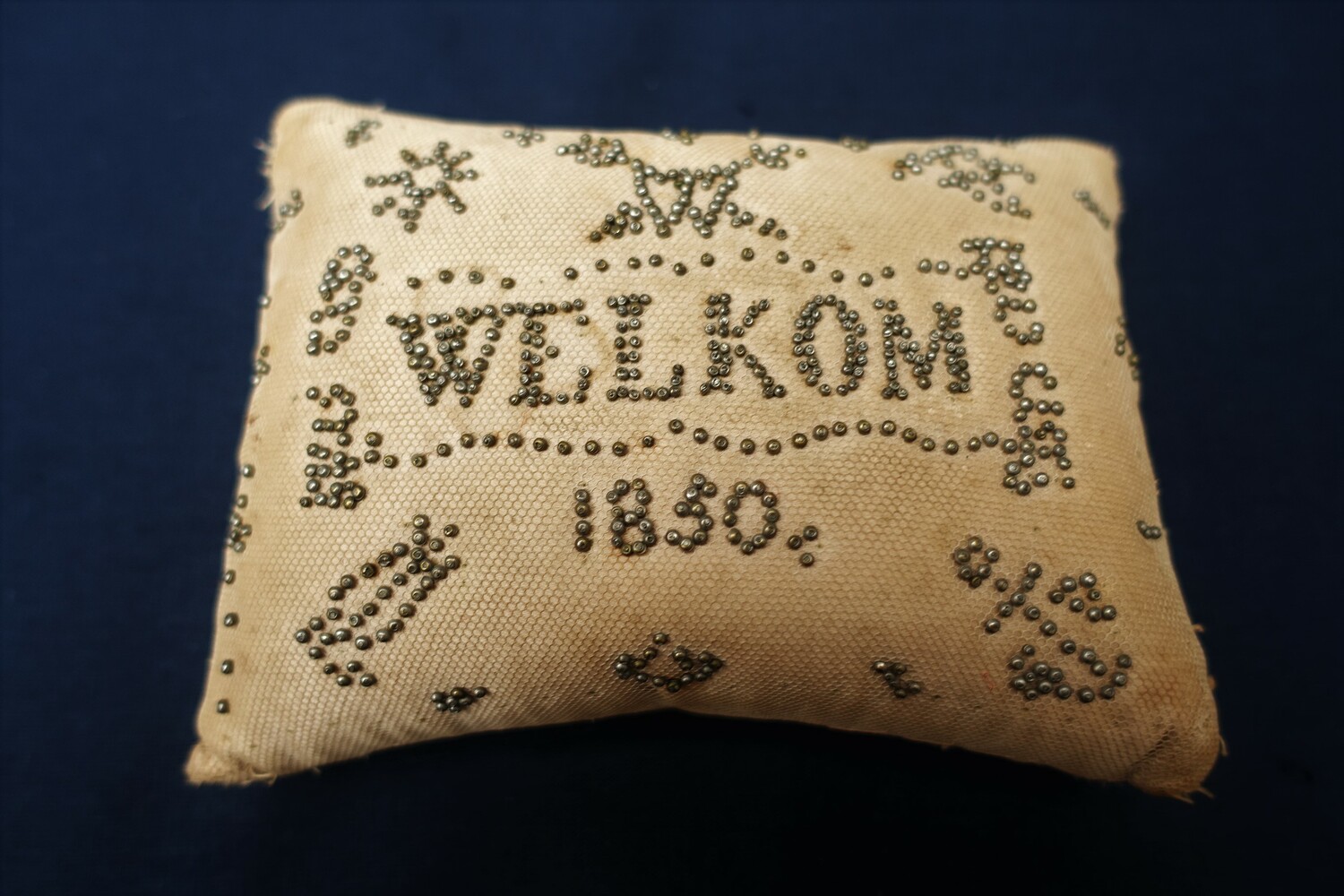 Pin cushion with the dates of 1850 (front) and 1890 (back), the Netherlands (TRC 2022.0320).