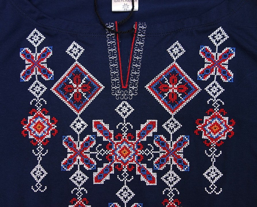 Detail of an embroidered top for a Ukrainian woman, early 21st century. Acquired in 2024 (TRC 2025.0149).