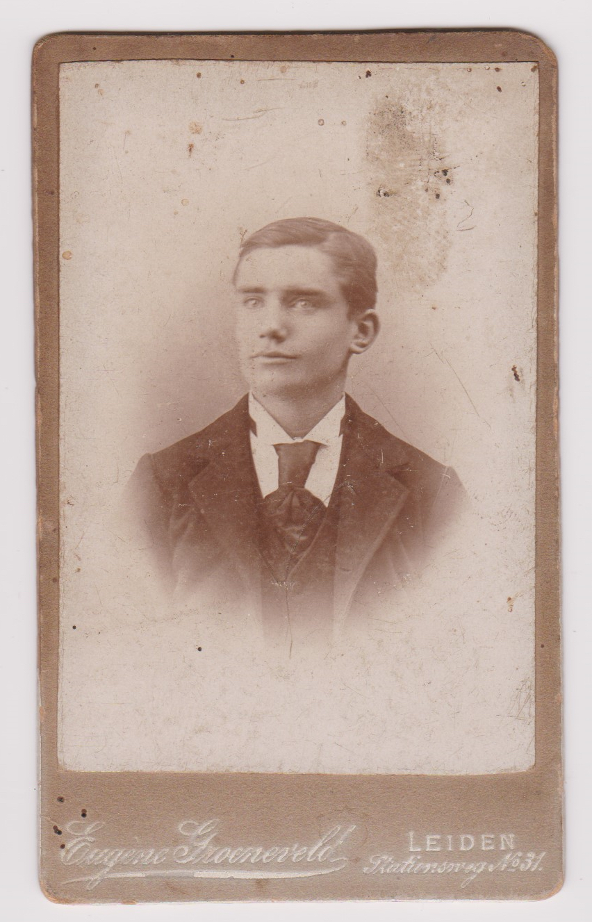 Arie Vijlbrief, 1879-1970.