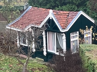 Fig. 4. The garden pavilion, originally from Amsterdam, now in the garden of Boerhaavelaan 6.