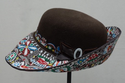 Peruvian woman’s embroidered hat from the Cabanacone region, Colca Canyon region (TRc 2018.0603; v/d Bijl collection).