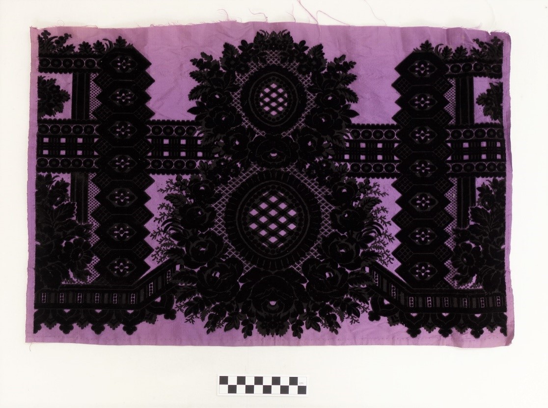 Silk velveteen made in China for the European market, early 19th century (TRC 2018.2401).